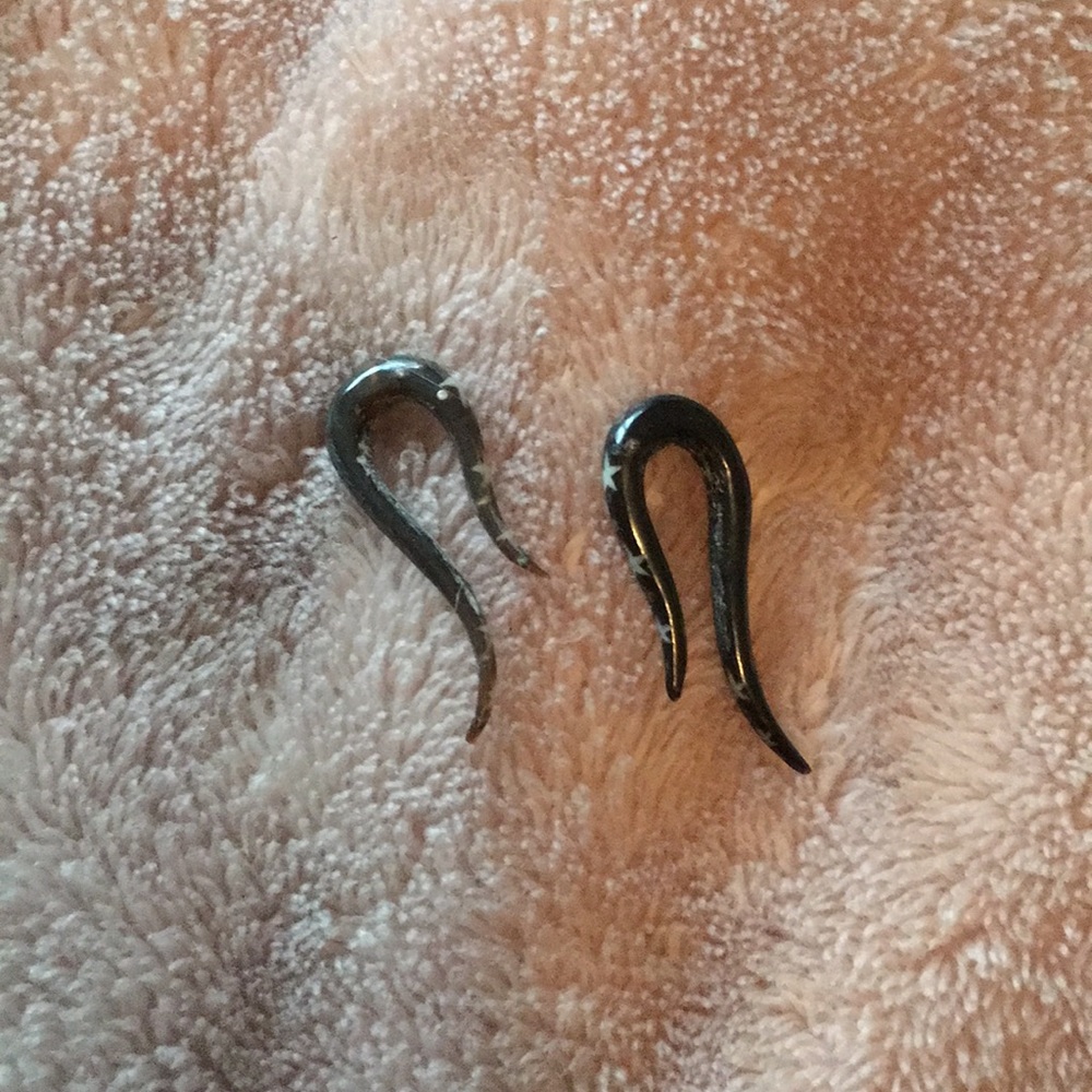 Size 6 Gauges